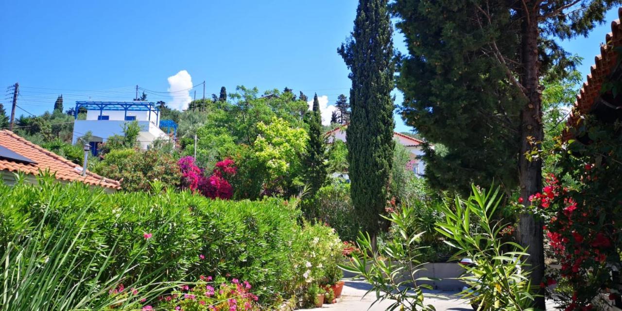 Bungalow Gialova Exterior photo